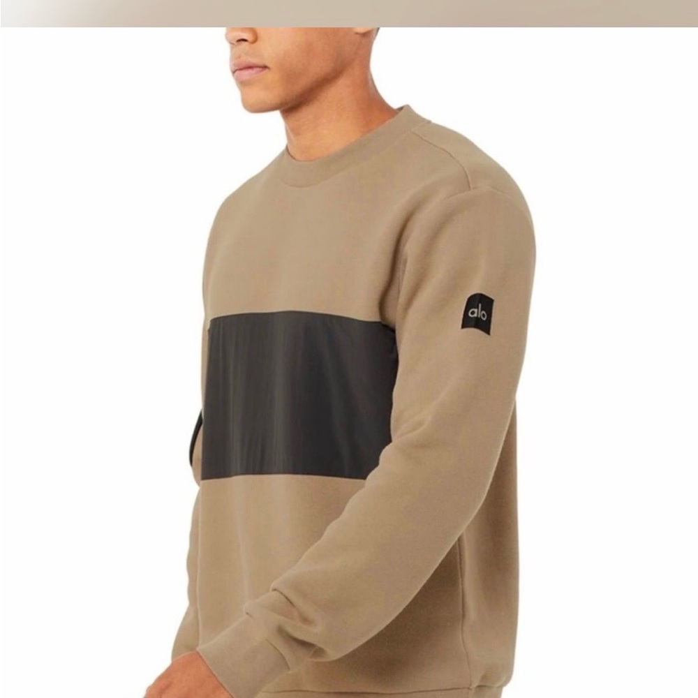 ALO Yoga Men's Crewneck Sweater in Tan and Black